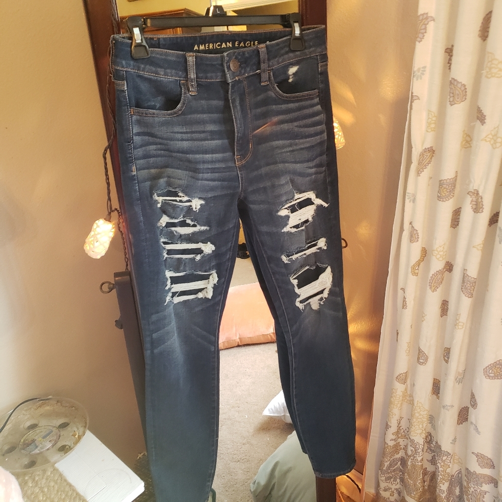 American eagle distressed jegging